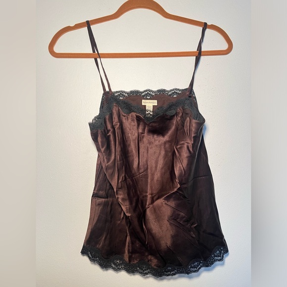 BANANA REPUBLIC Vintage 100% Silk Chocolate Brown Camisole/Top in Size Medium - Picture 1 of 5